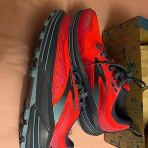 New nice brooks perfect for running trails
